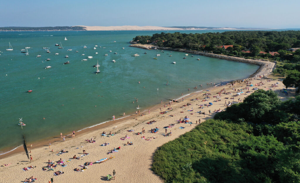 CAP-FERRET / 44 HECTARES / 1ÈRE LIGNE / ACCÈS DIRECT SUR LA PLAGE DU